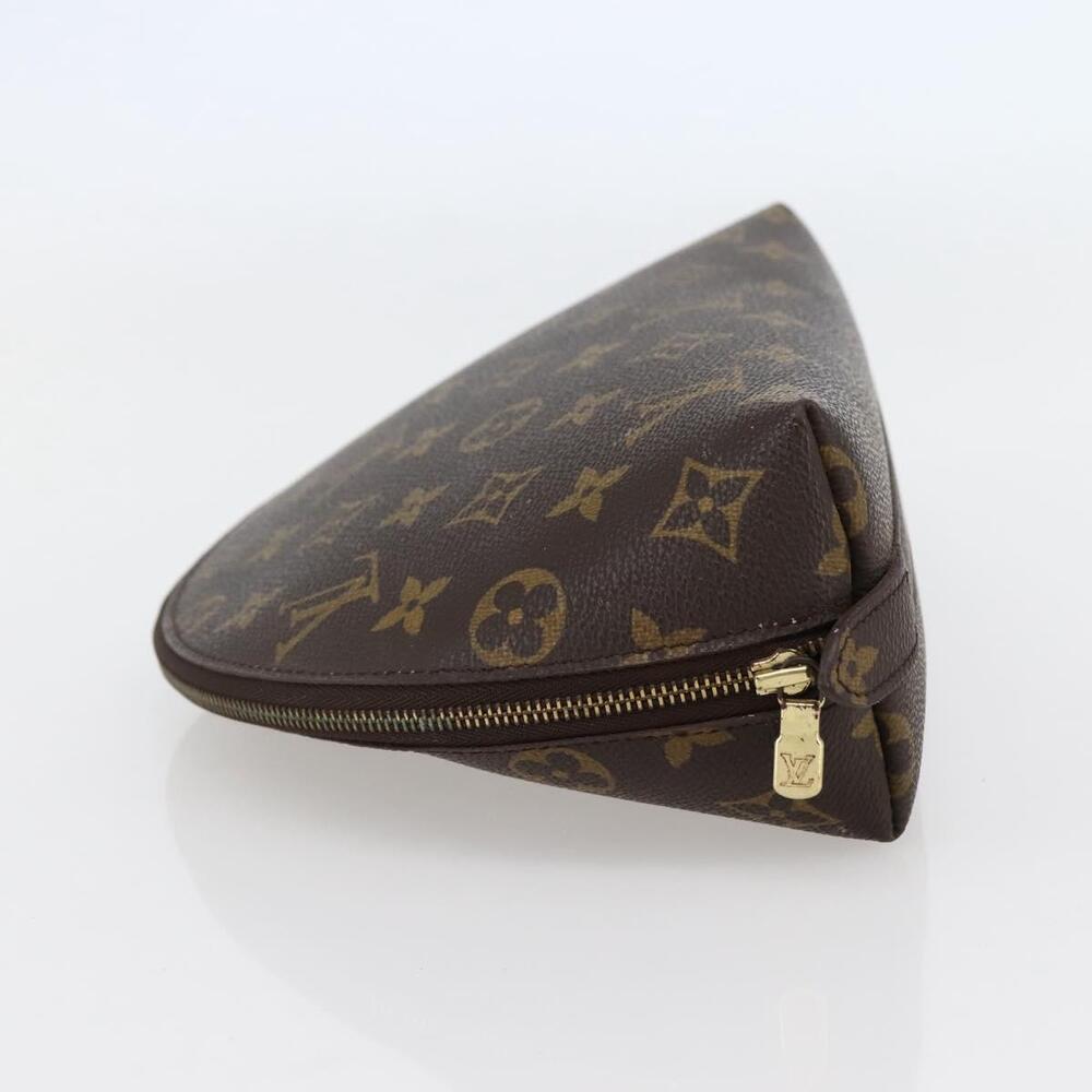 LOUIS VUITTON Monogram Trousse Demi Ronde Cosmetic Pouch M47520 LV Auth 144955 - Picture 3 of 16